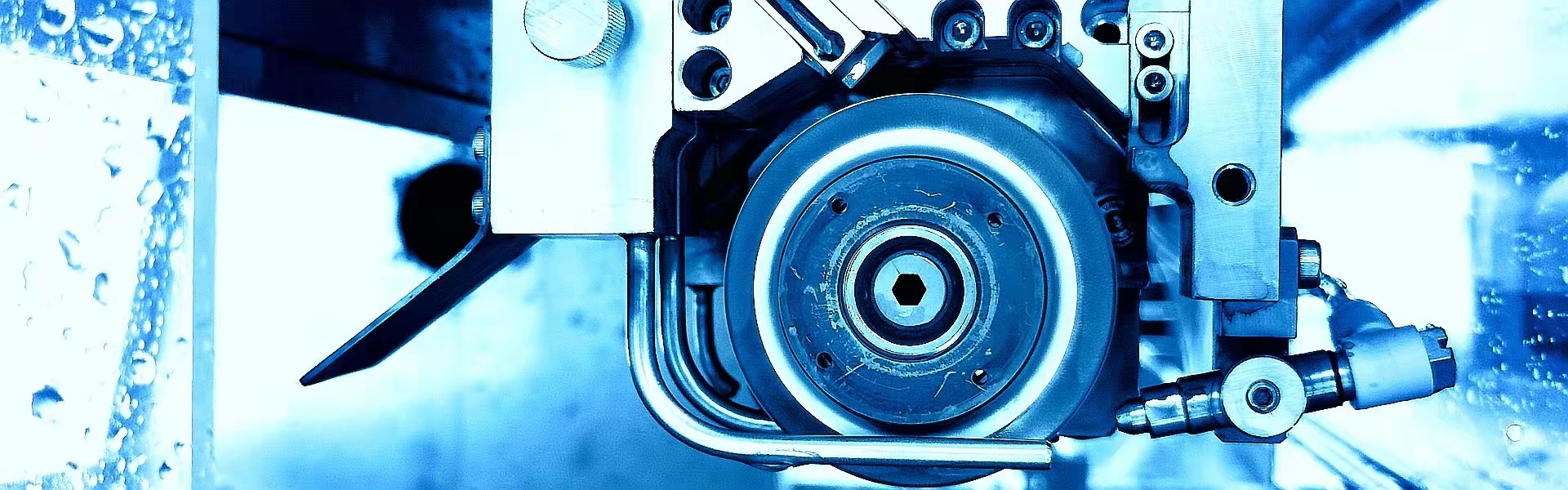 晶圓劃片機(jī)在切割劃切過(guò)程中為什么要測(cè)高？